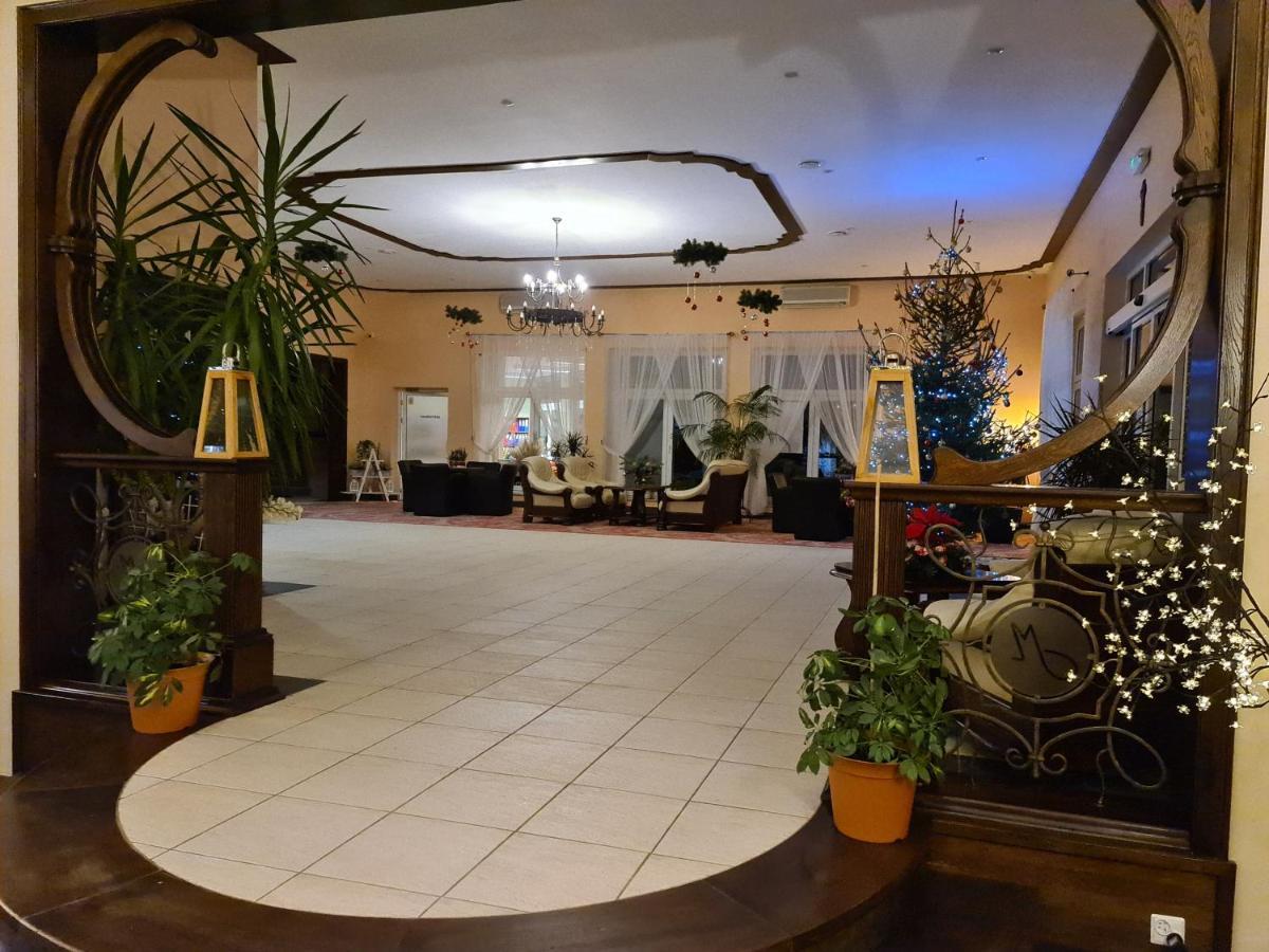 Hotel Kłodzko Exteriör bild