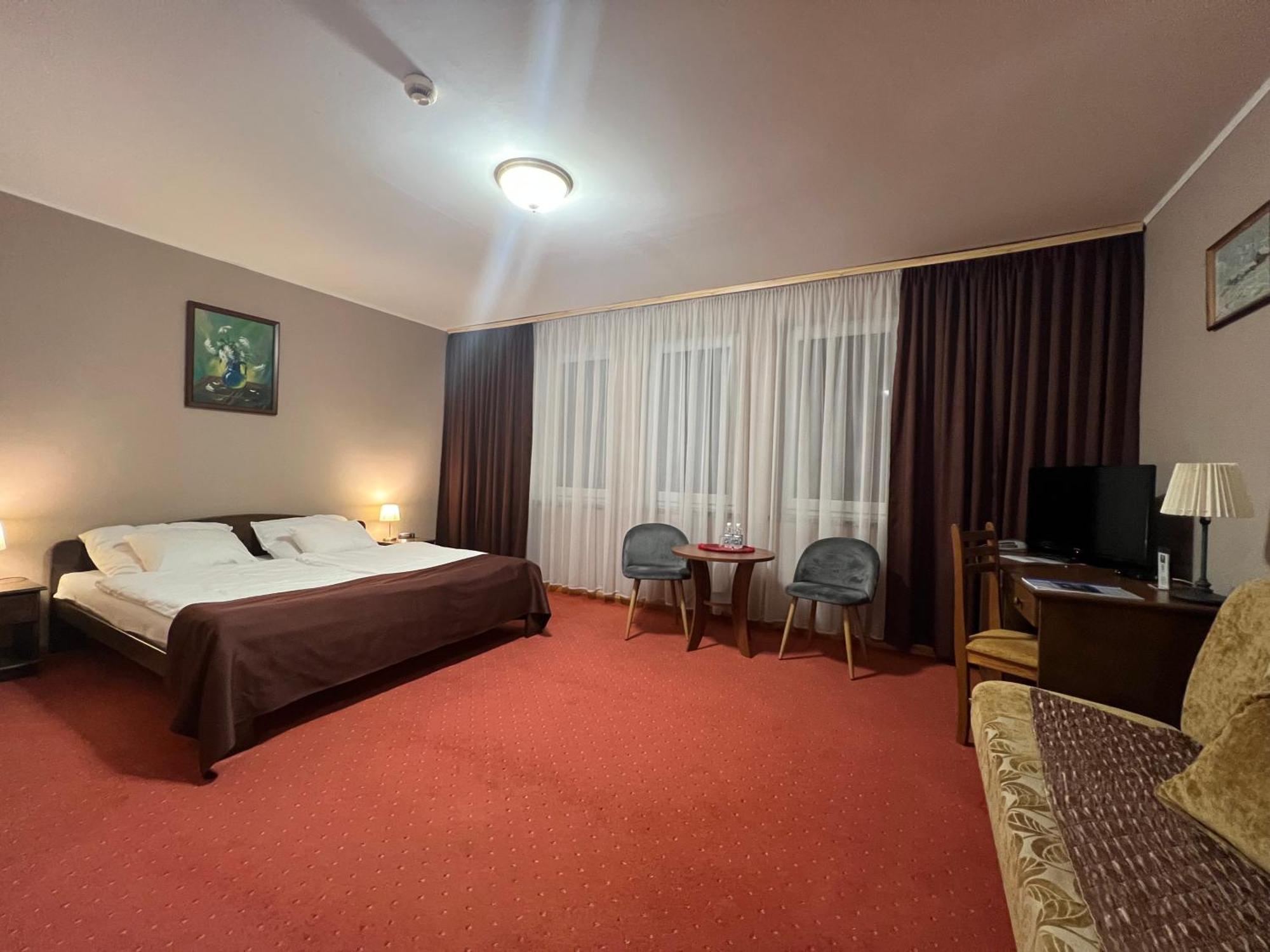Hotel Kłodzko Exteriör bild